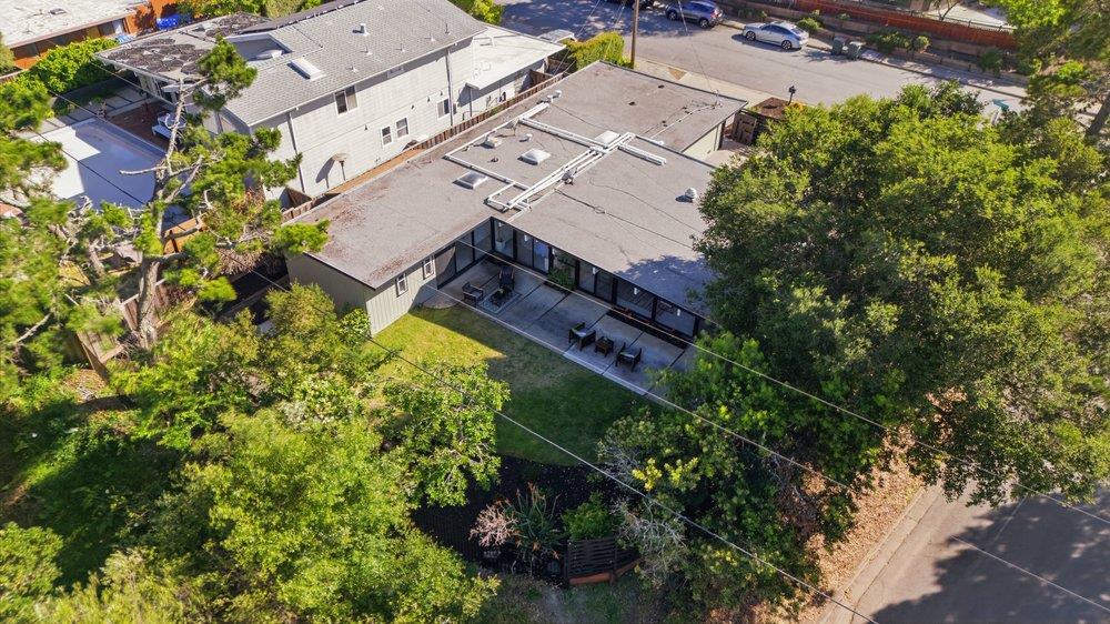 2203 Allegheny Way