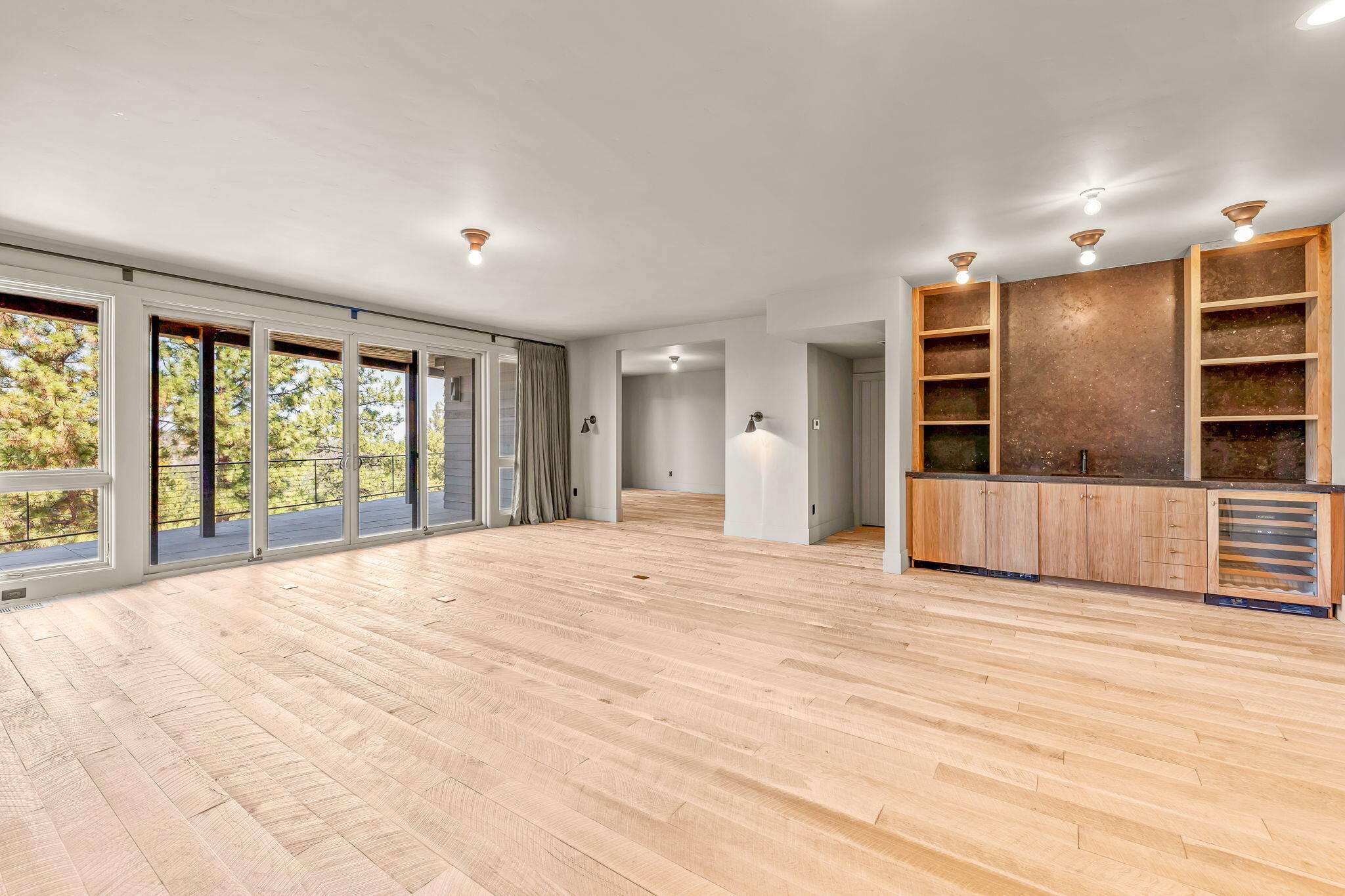 1686 NW Wild Rye Circle
