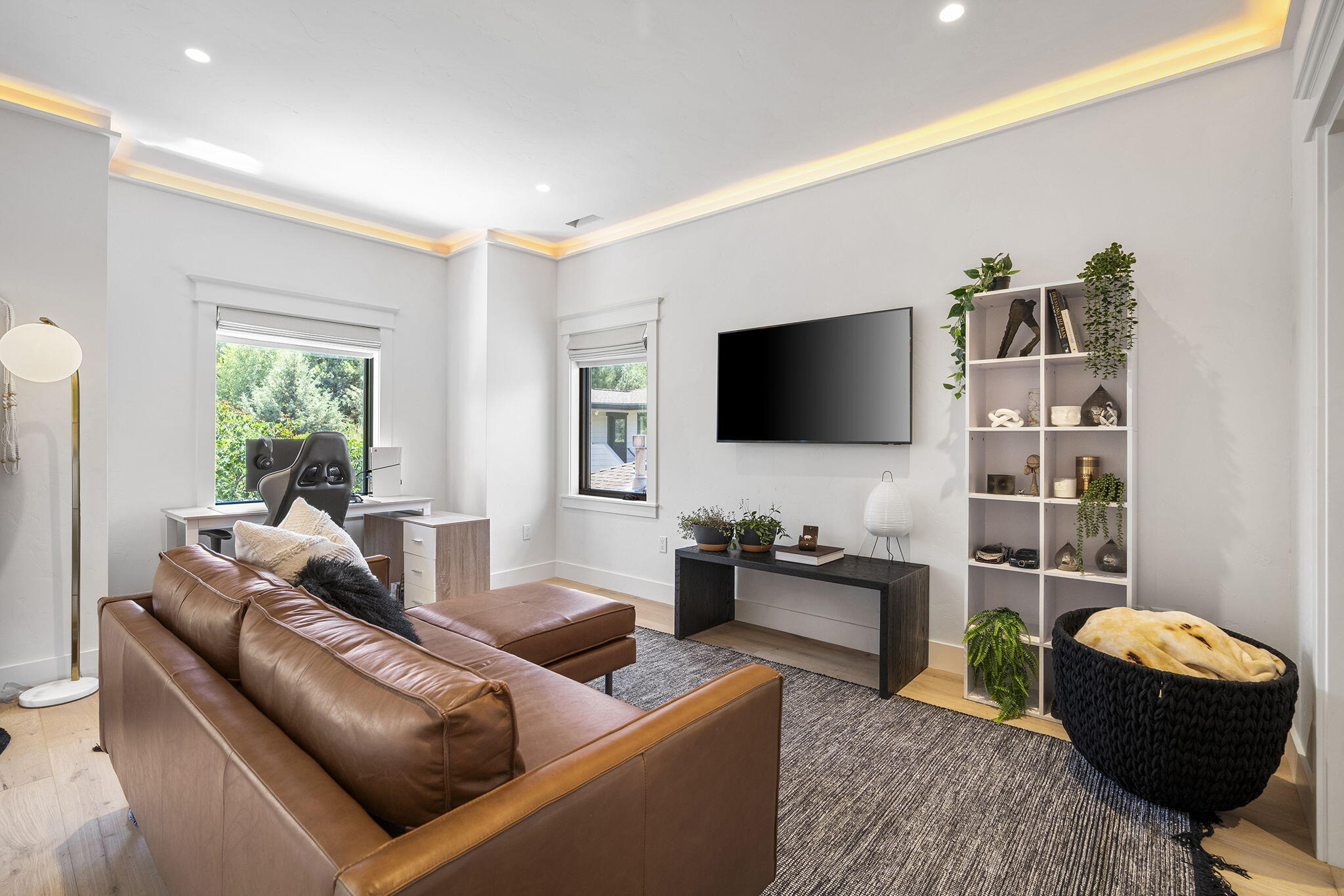 61454 Cultus Lake Court