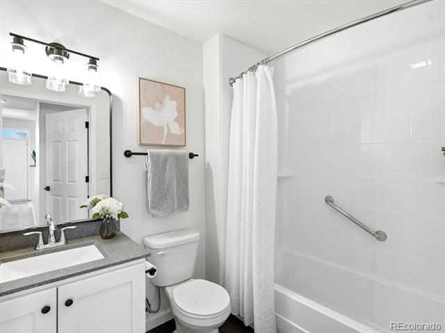 8500 E Jefferson Avenue Unit: C