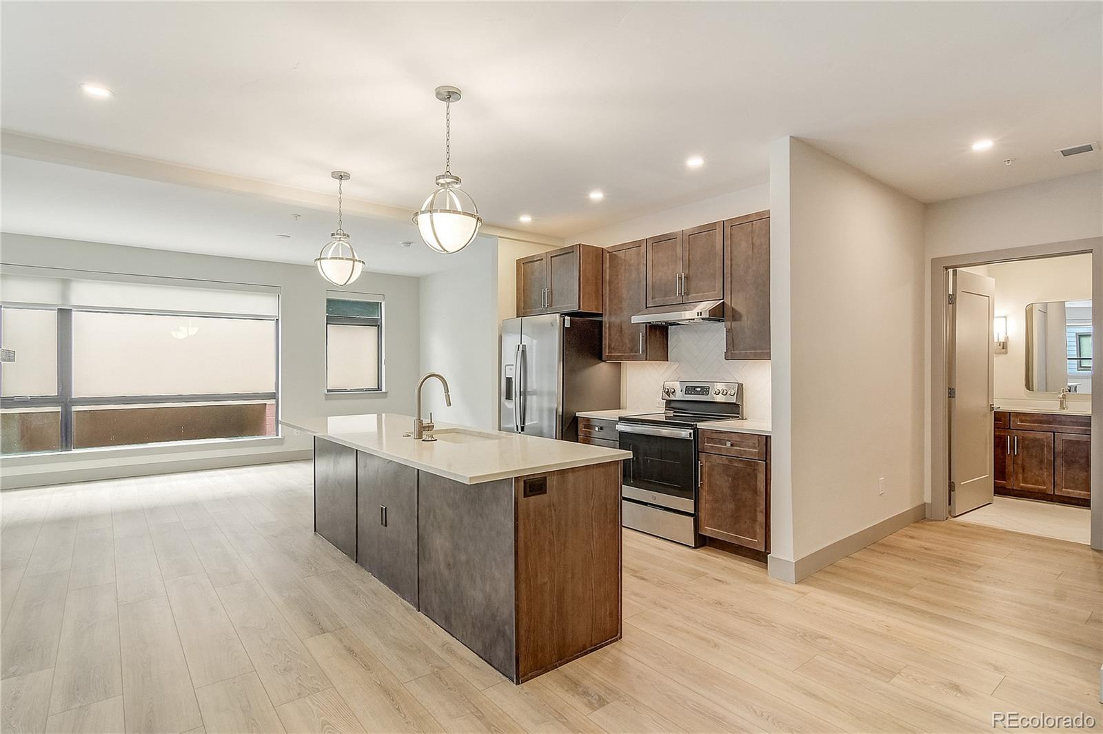 75 W 4th Street Unit: 204W