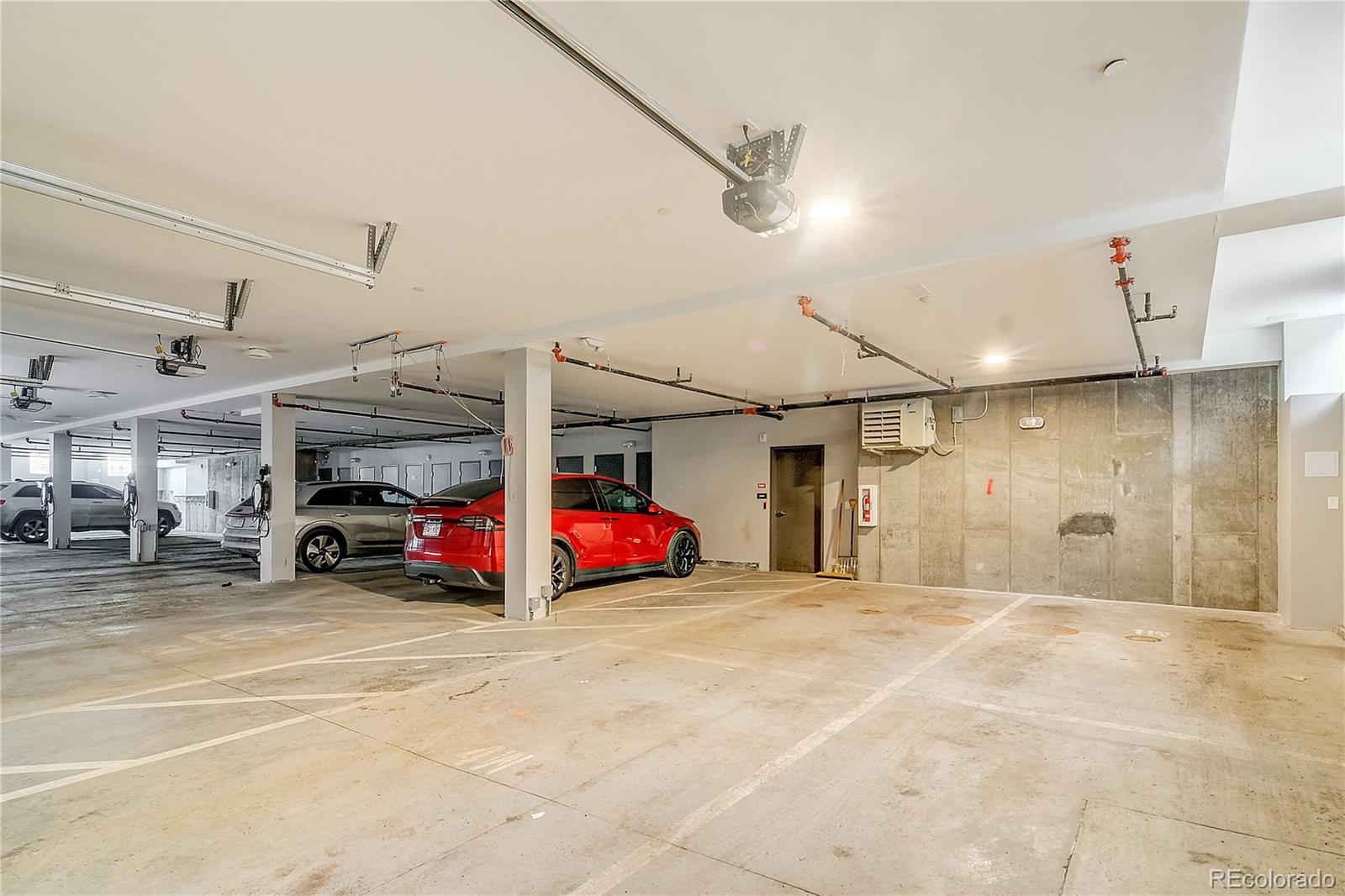 75 W 4th Street Unit: 204W