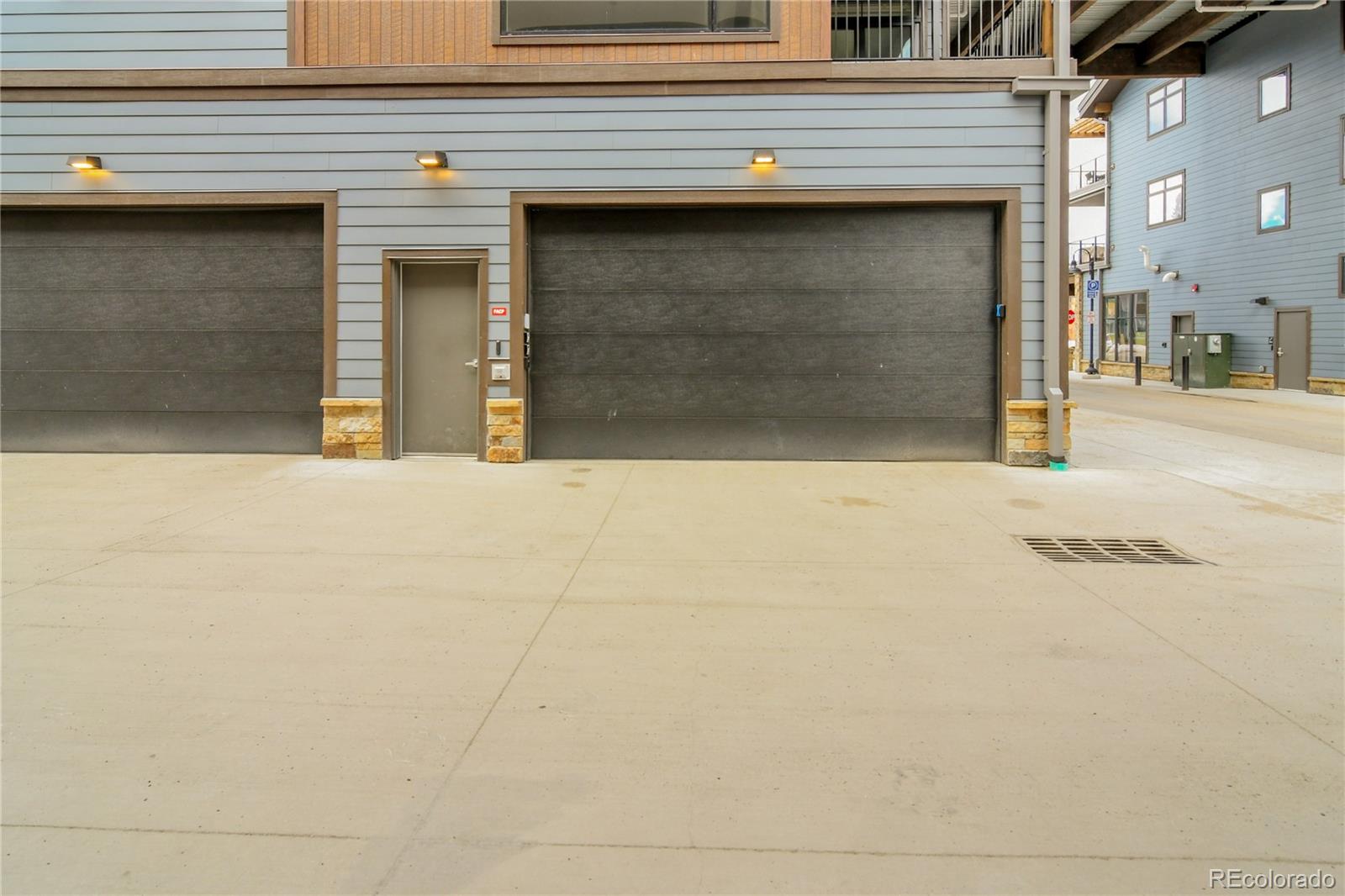 75 W 4th Street Unit: 204W