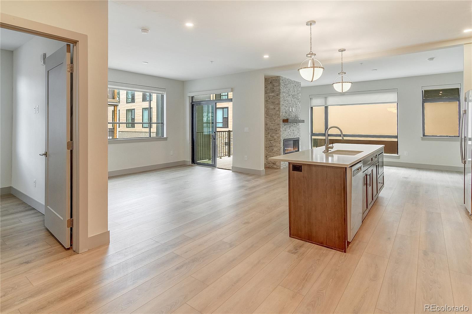 75 W 4th Street Unit: 204W