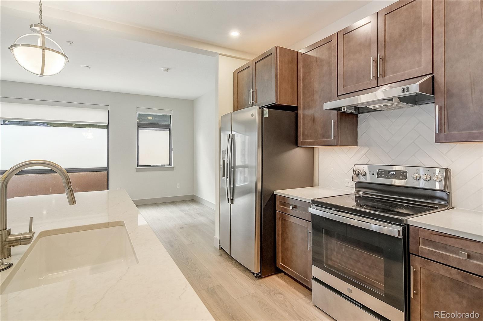 75 W 4th Street Unit: 204W