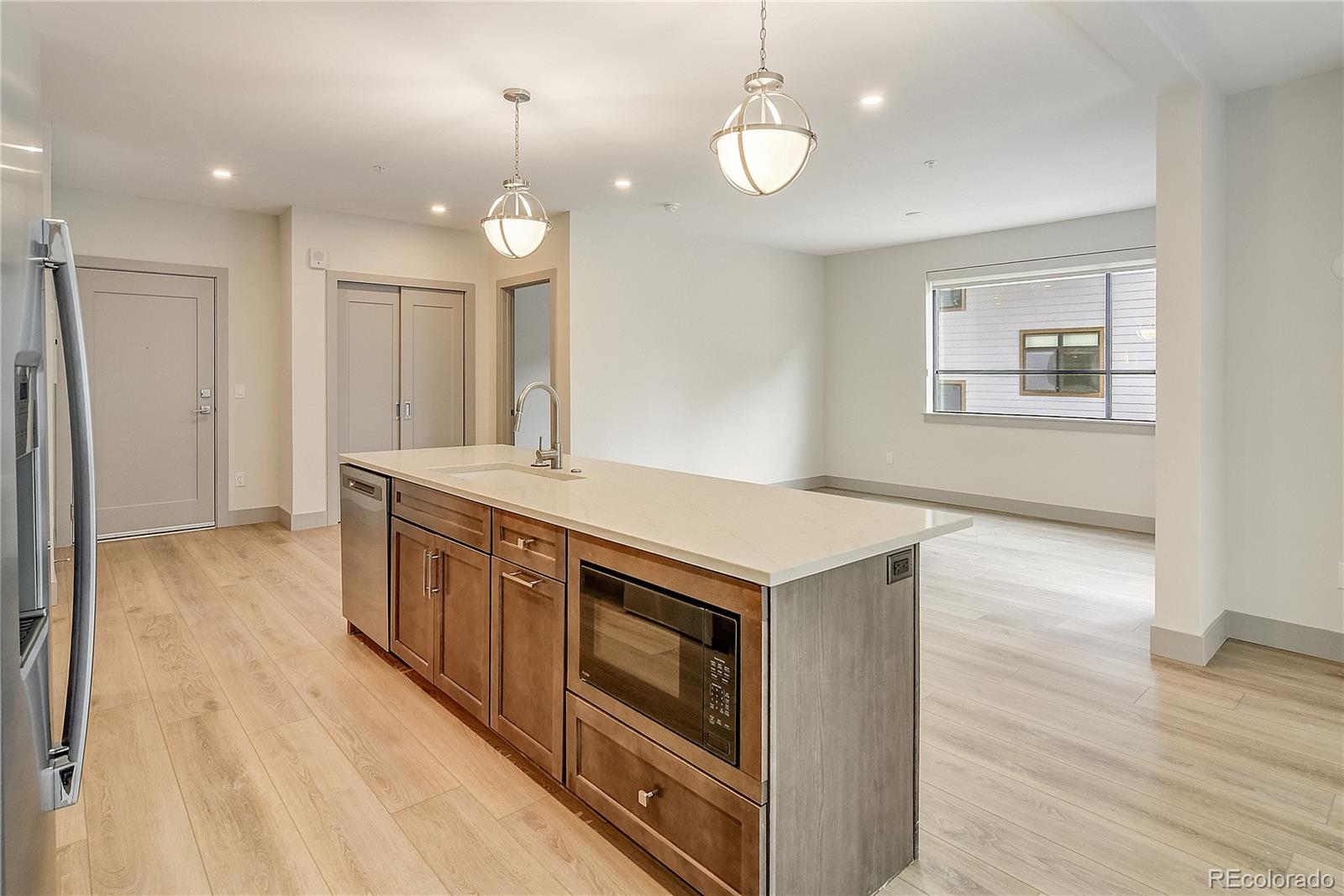 75 W 4th Street Unit: 204W