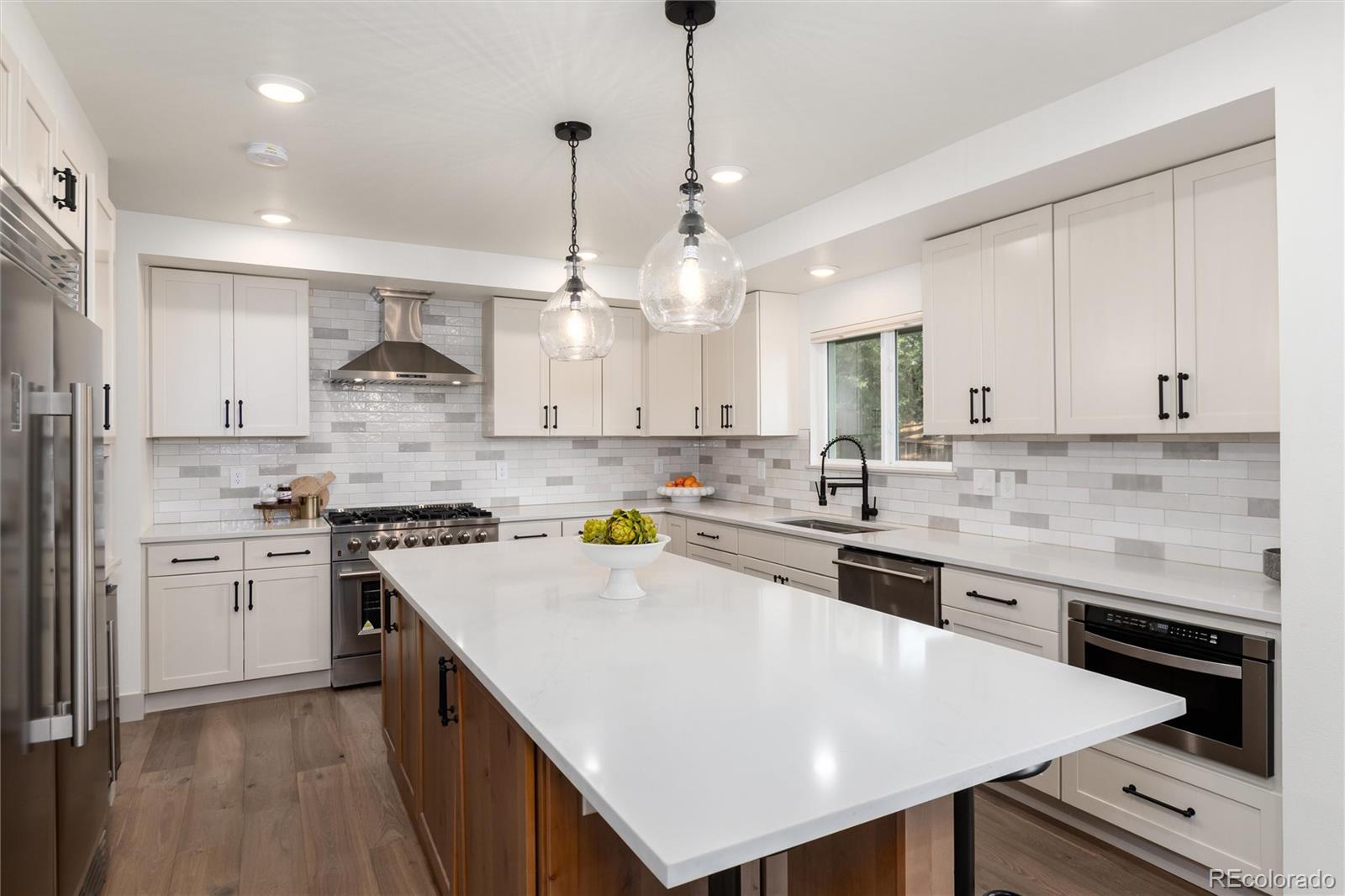 9057 Mountain Laurel Way