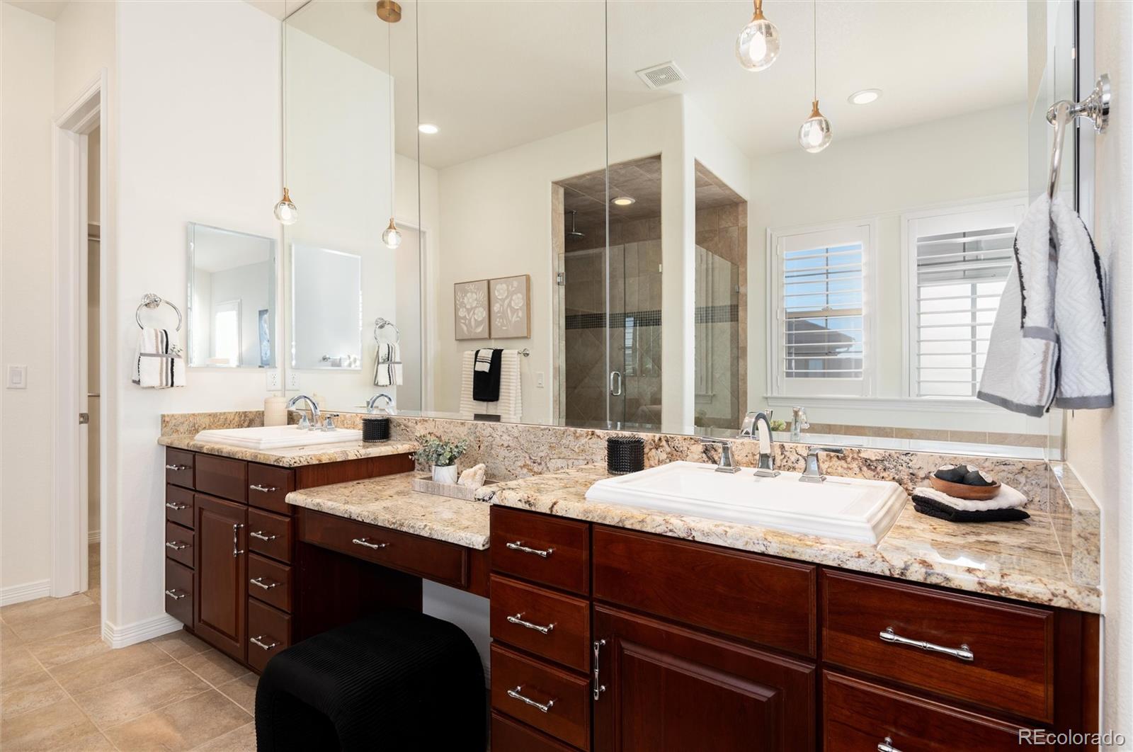 10698 Mountaingate Court