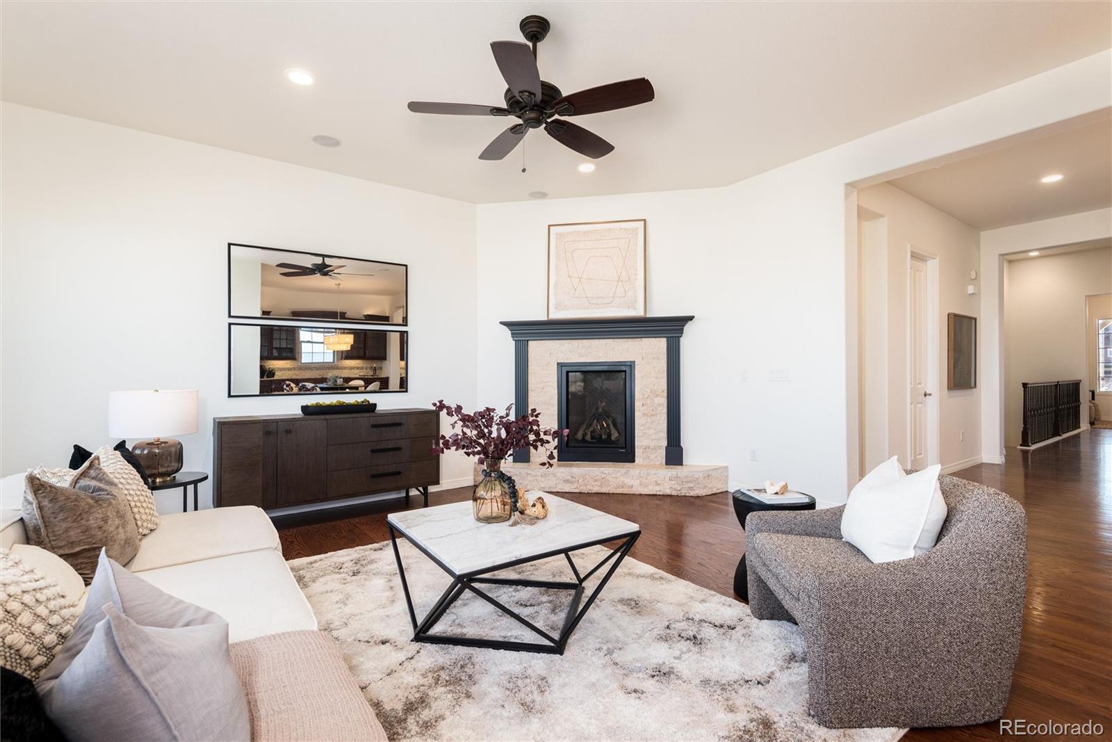 10698 Mountaingate Court