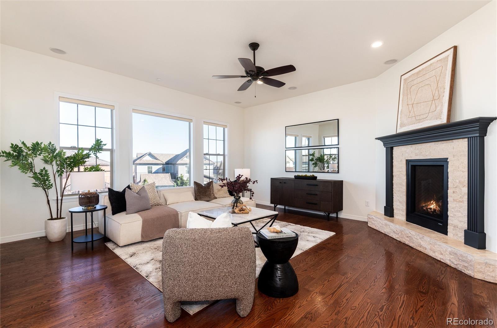 10698 Mountaingate Court