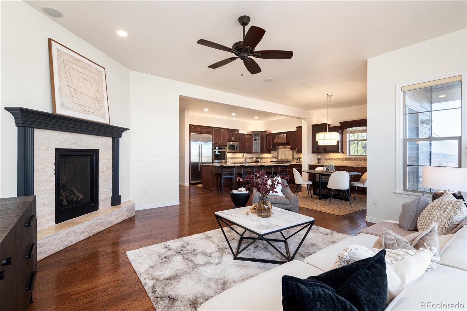 10698 Mountaingate Court