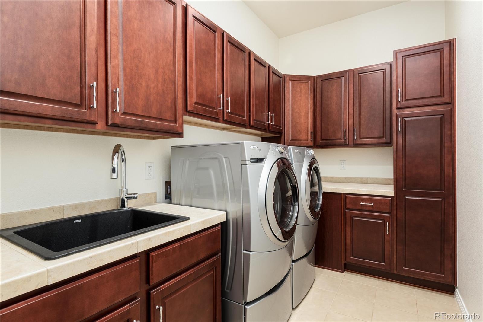 10698 Mountaingate Court