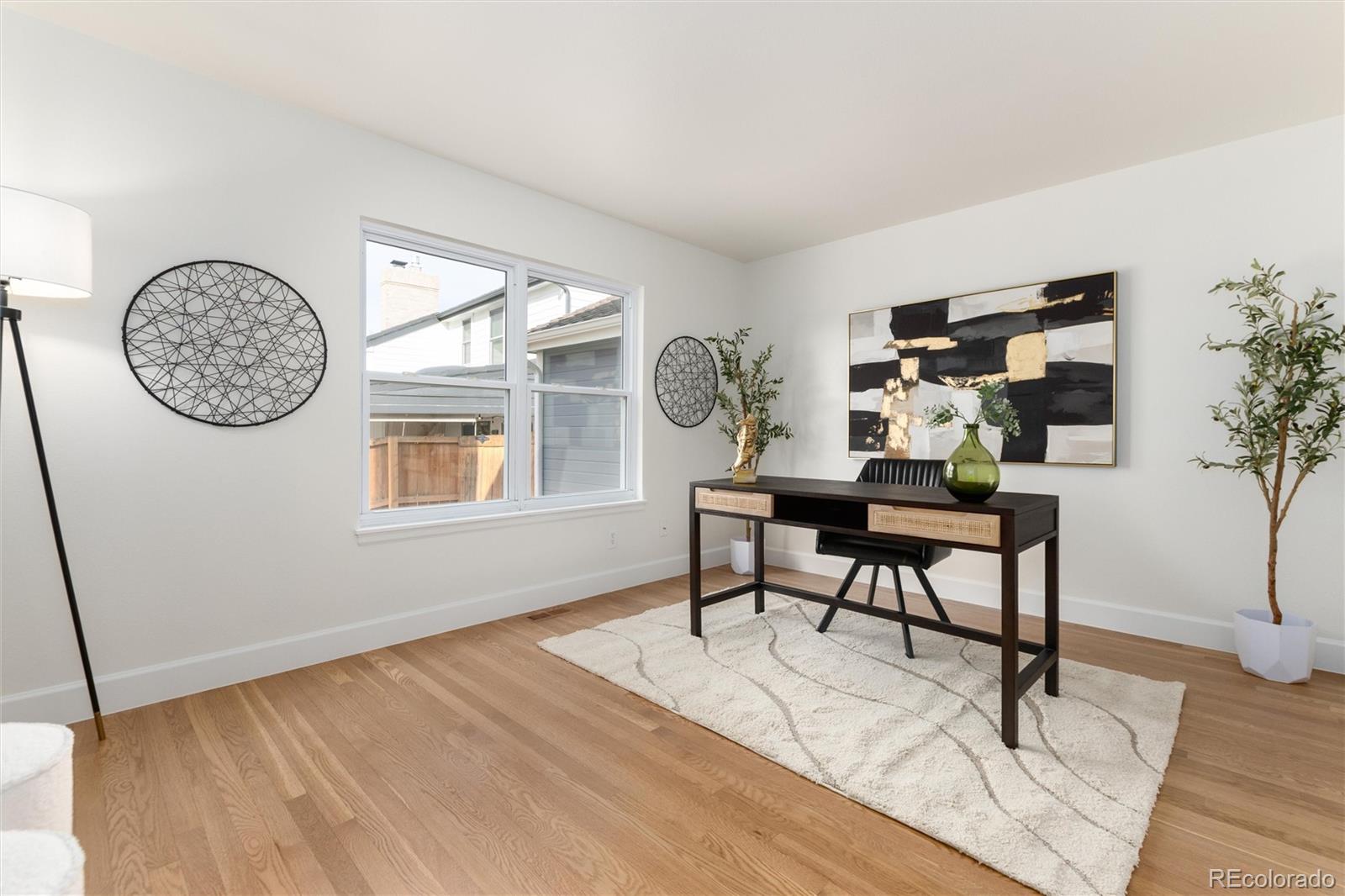 9047 Mountain Laurel Way