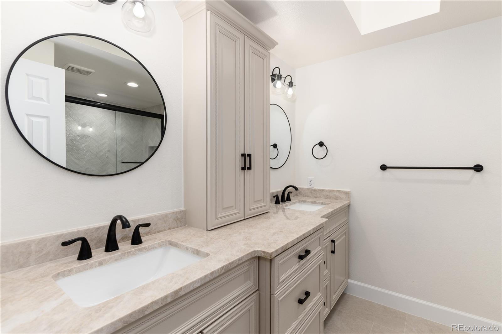 9047 Mountain Laurel Way