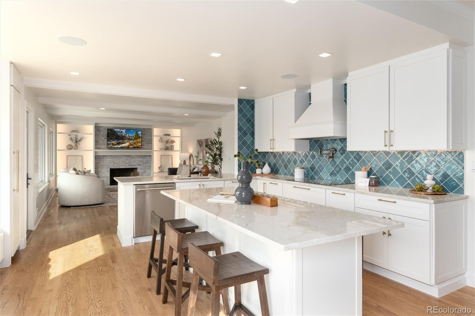 9047 Mountain Laurel Way