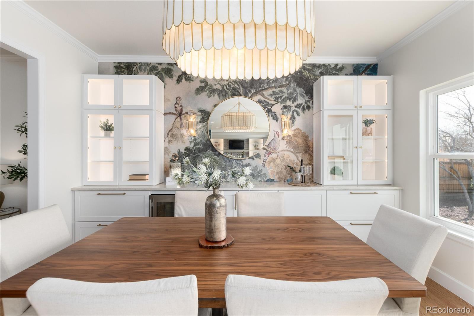 9047 Mountain Laurel Way