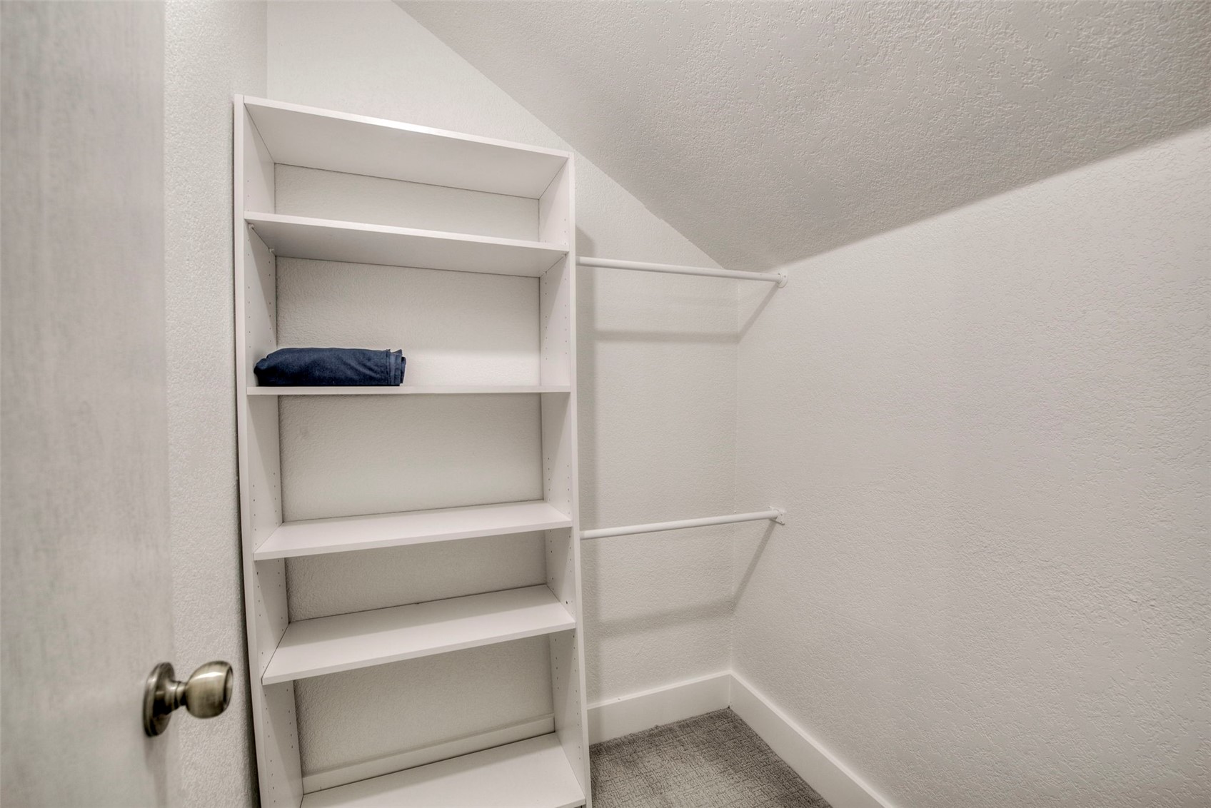 129 Broken Lance DRIVE B304