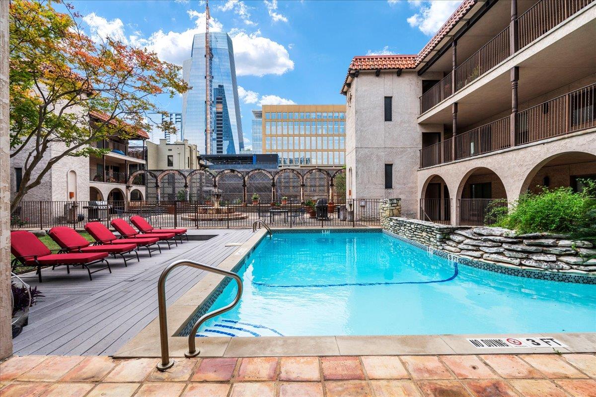 505 W 7th ST # 313