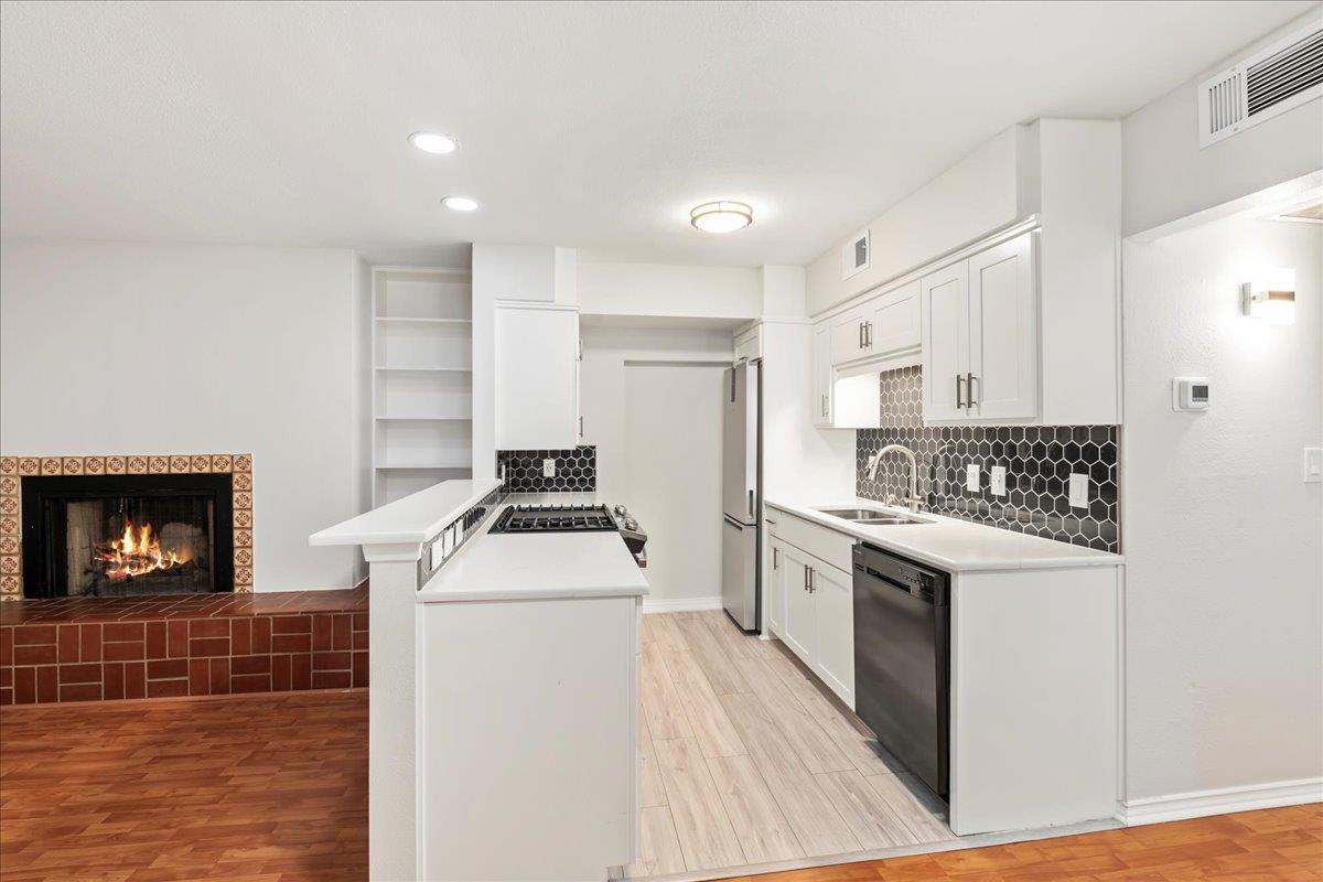 505 W 7th ST # 313