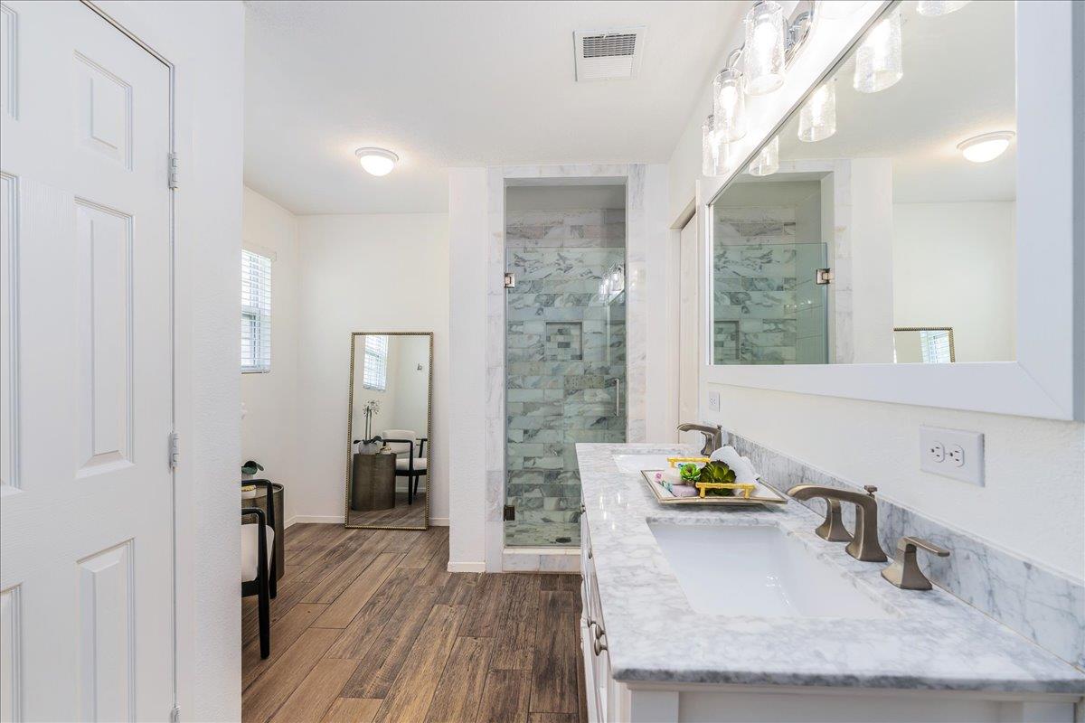 4805 Canyonbend CIR
