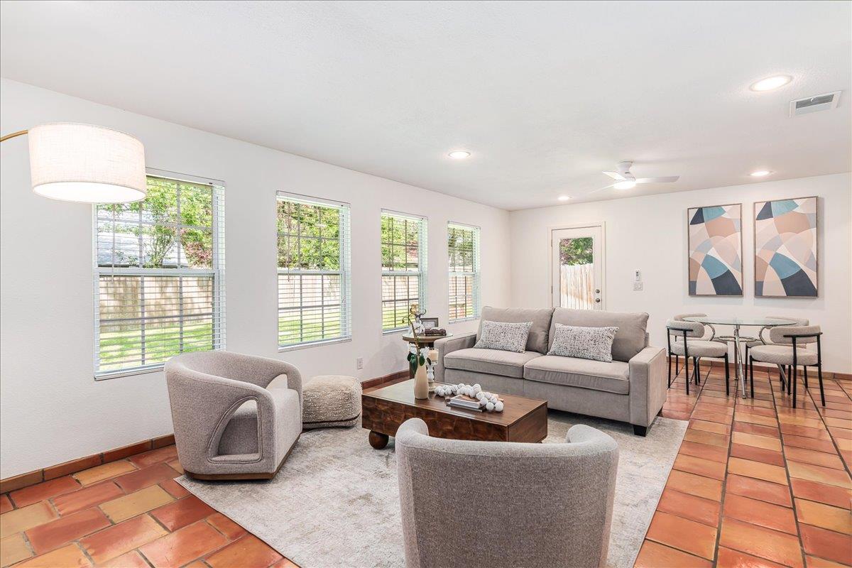 4805 Canyonbend CIR