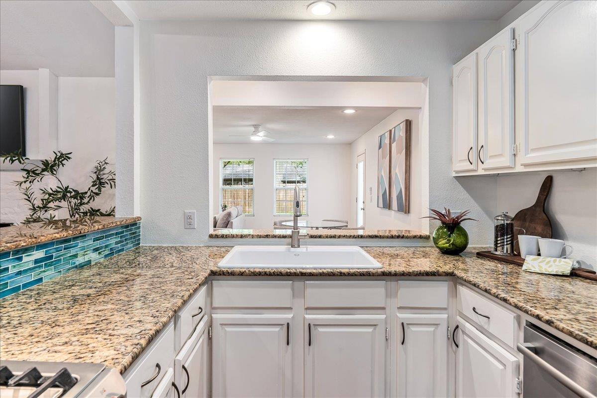 4805 Canyonbend CIR