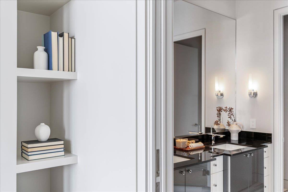 360 Nueces ST # 4305