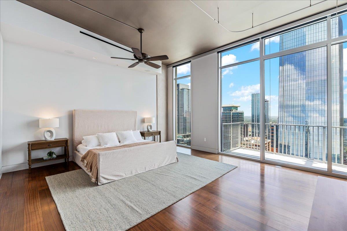 360 Nueces ST # 4305