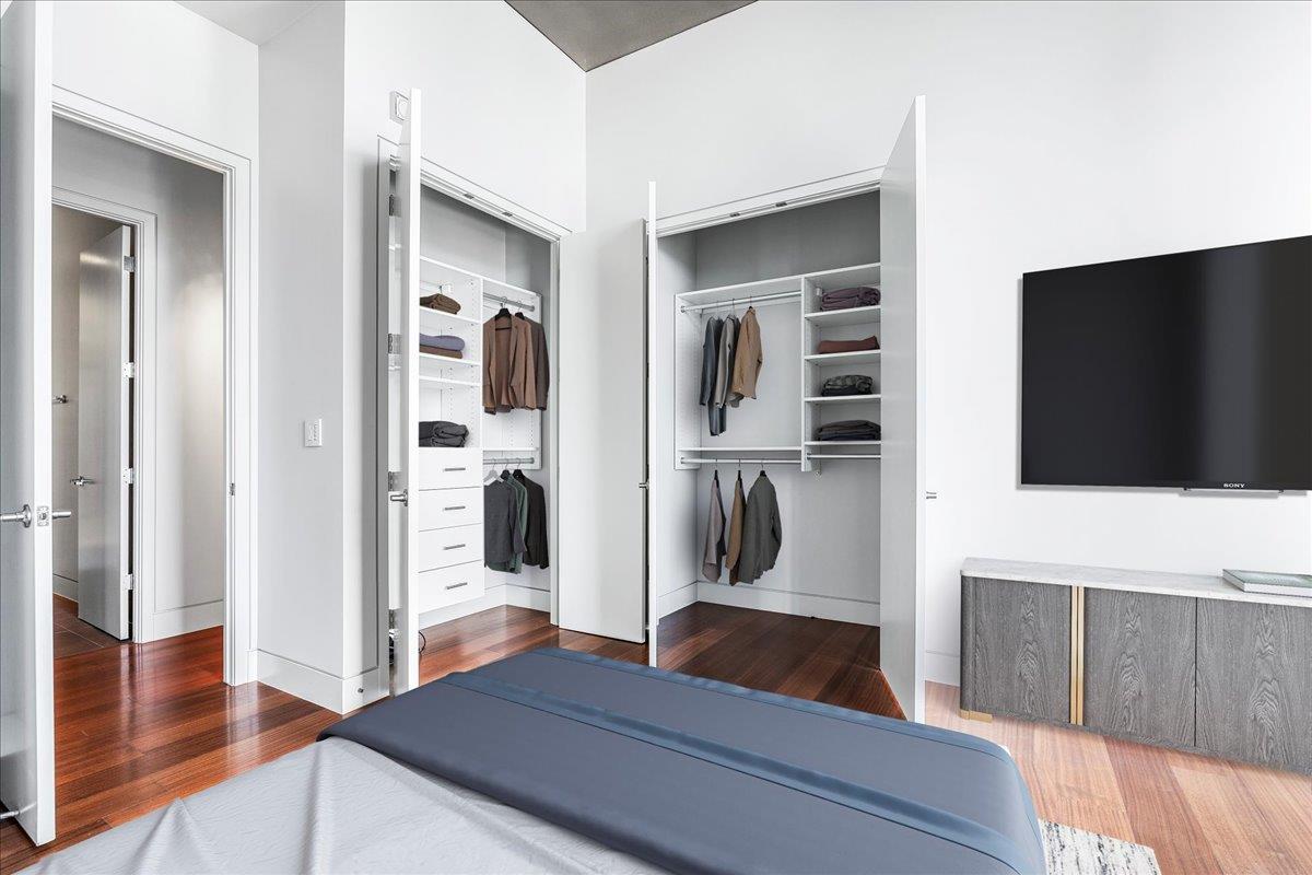 360 Nueces ST # 4305