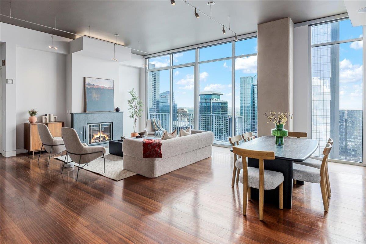 360 Nueces ST # 4305