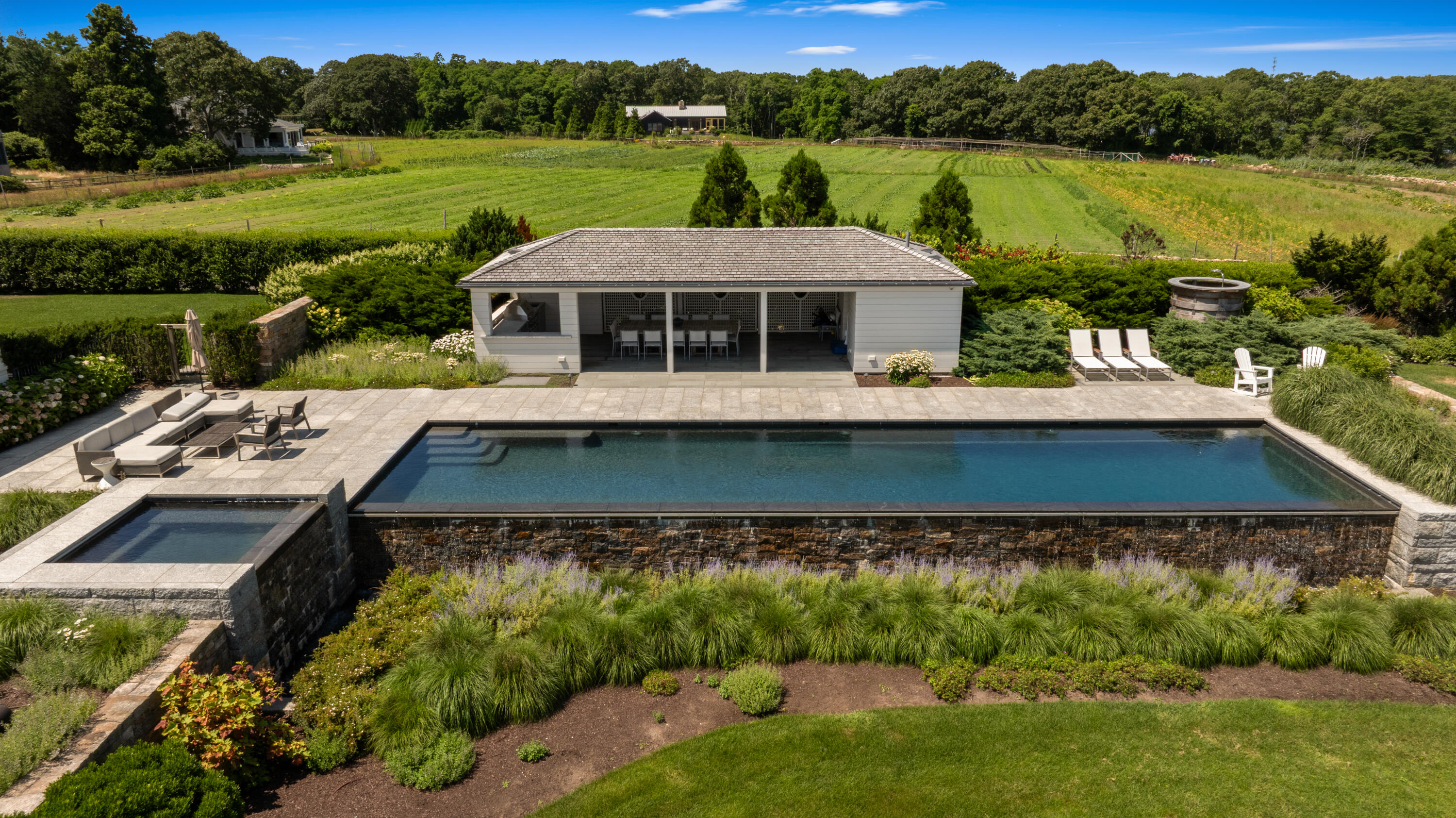 1 Mattarest Lane