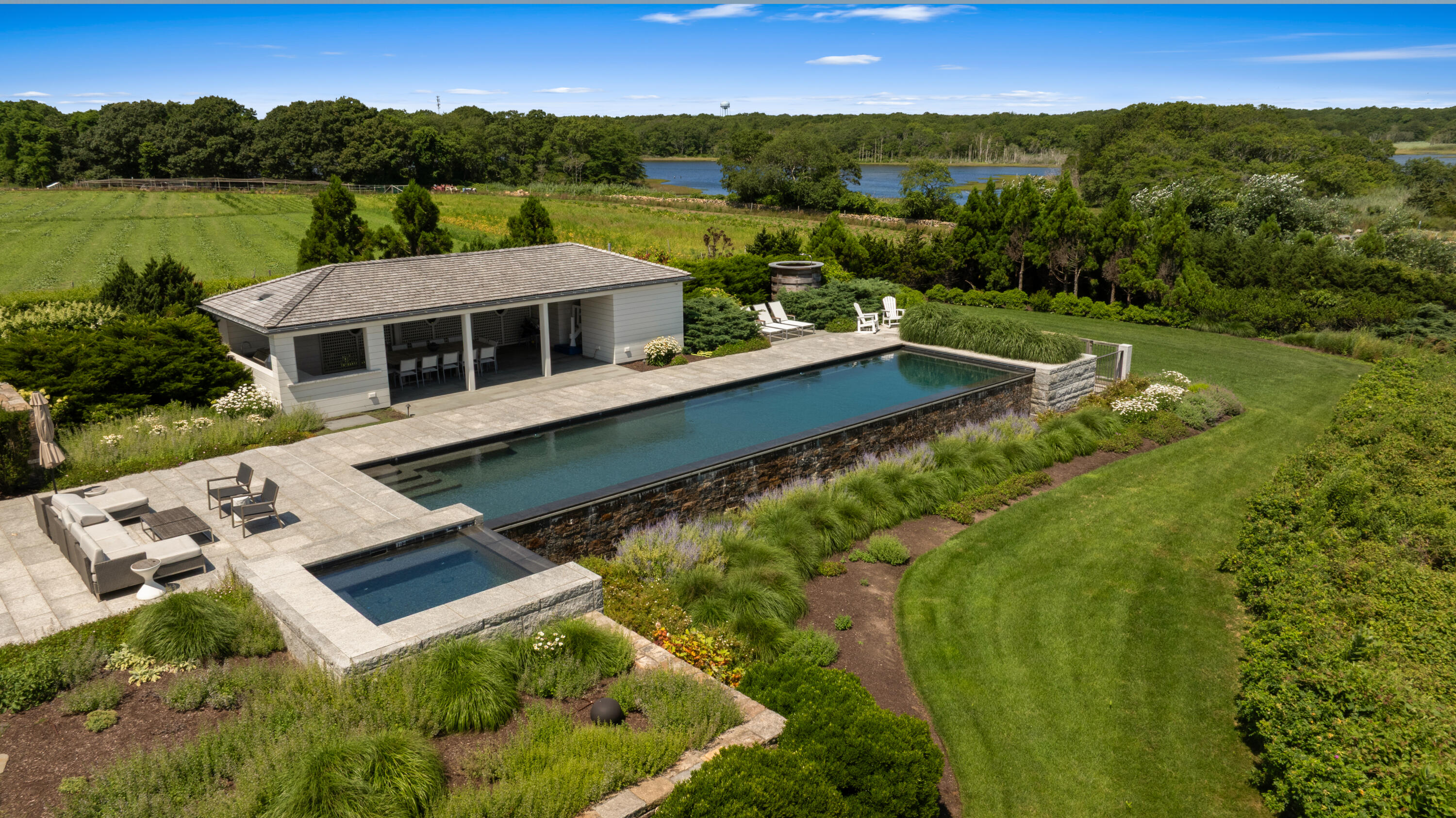 1 Mattarest Lane