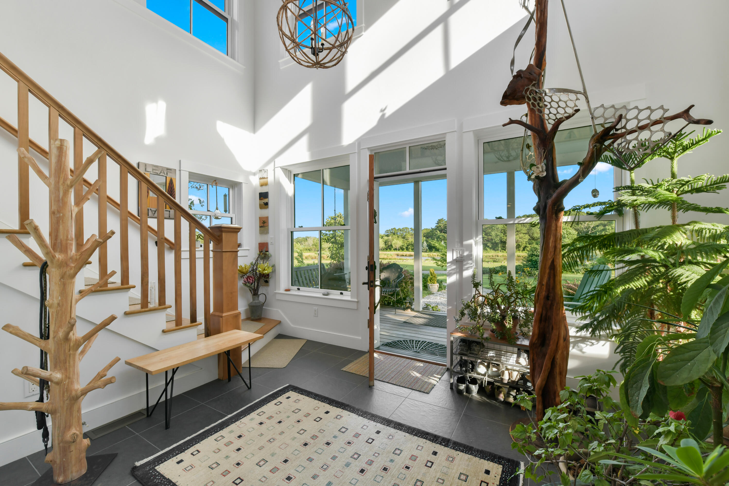 46 Roos Road