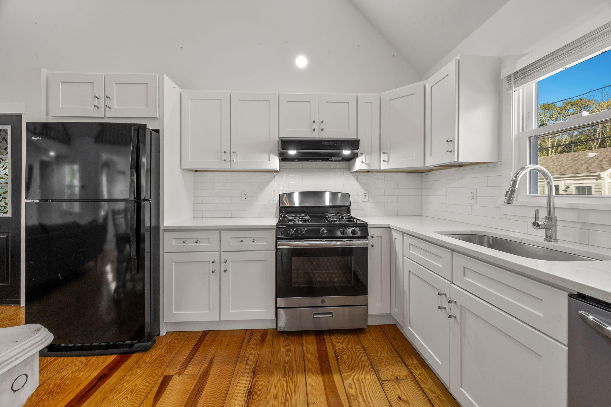 69 Pine Grove Avenue