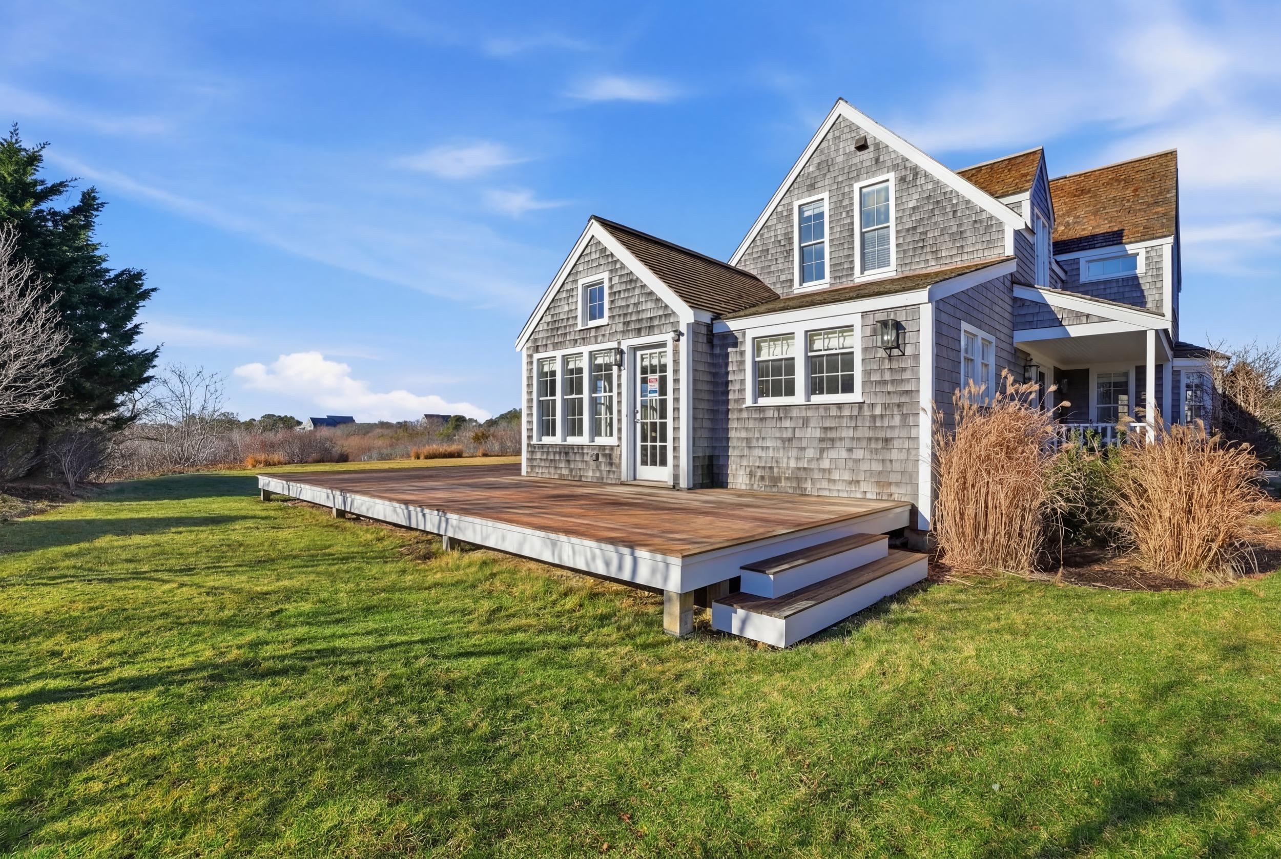 4 Goose Cove Way