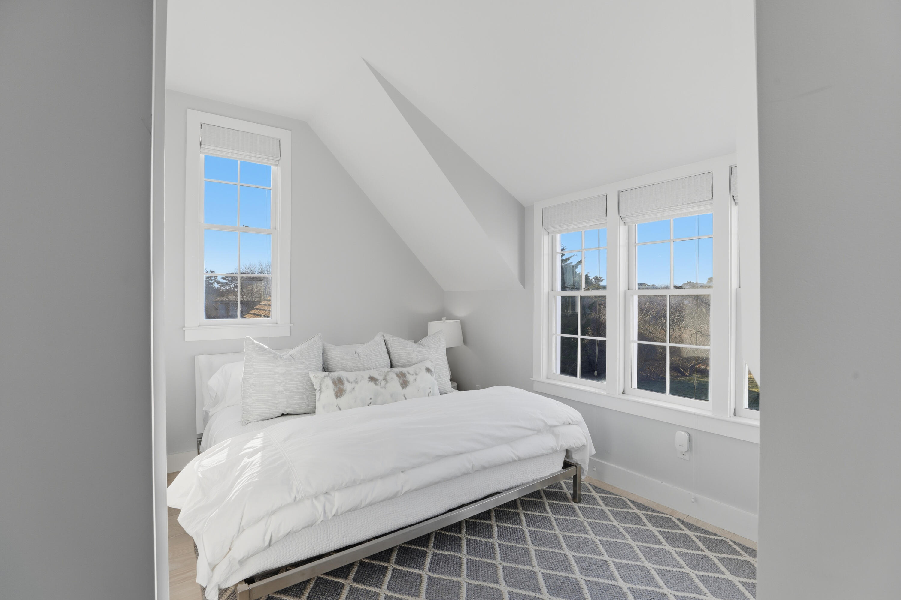 4 Goose Cove Way