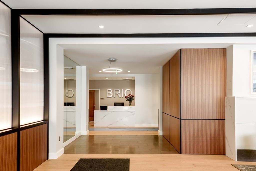 10 Shipyard Dr # 204