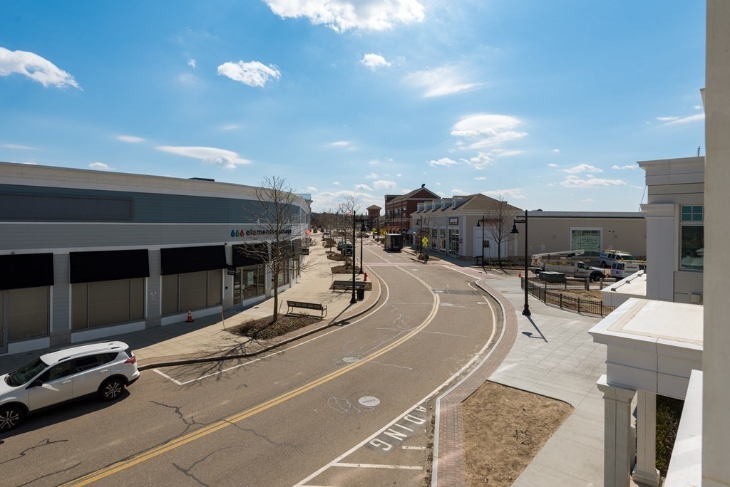 10 Shipyard Dr # 204