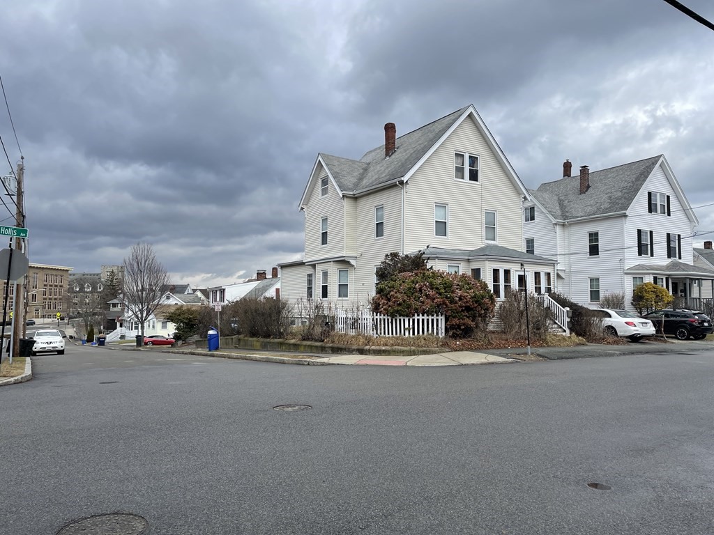 34 Hollis Ave # 1