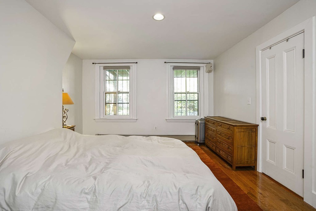 15 Milford Street # 1