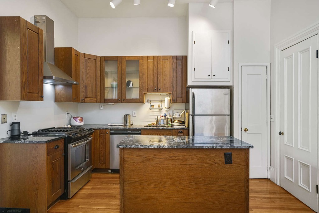 15 Milford Street # 1