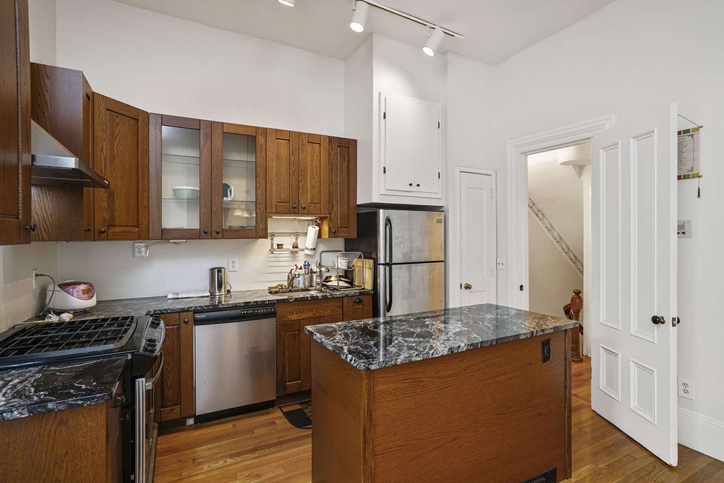 15 Milford Street # 1