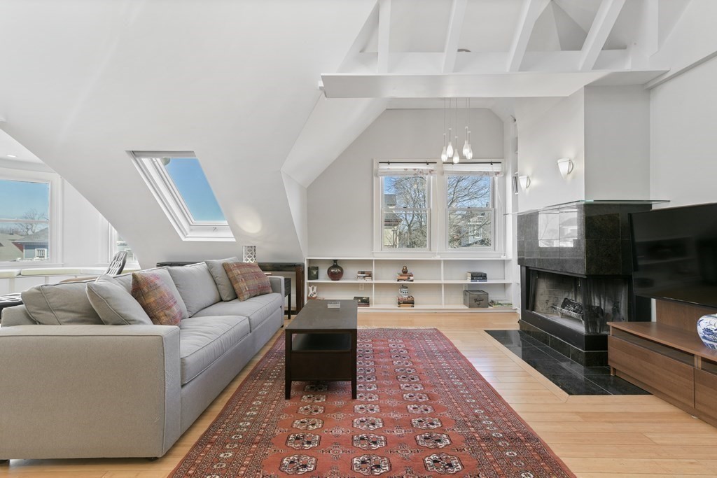 41 Cushing Ave # 4