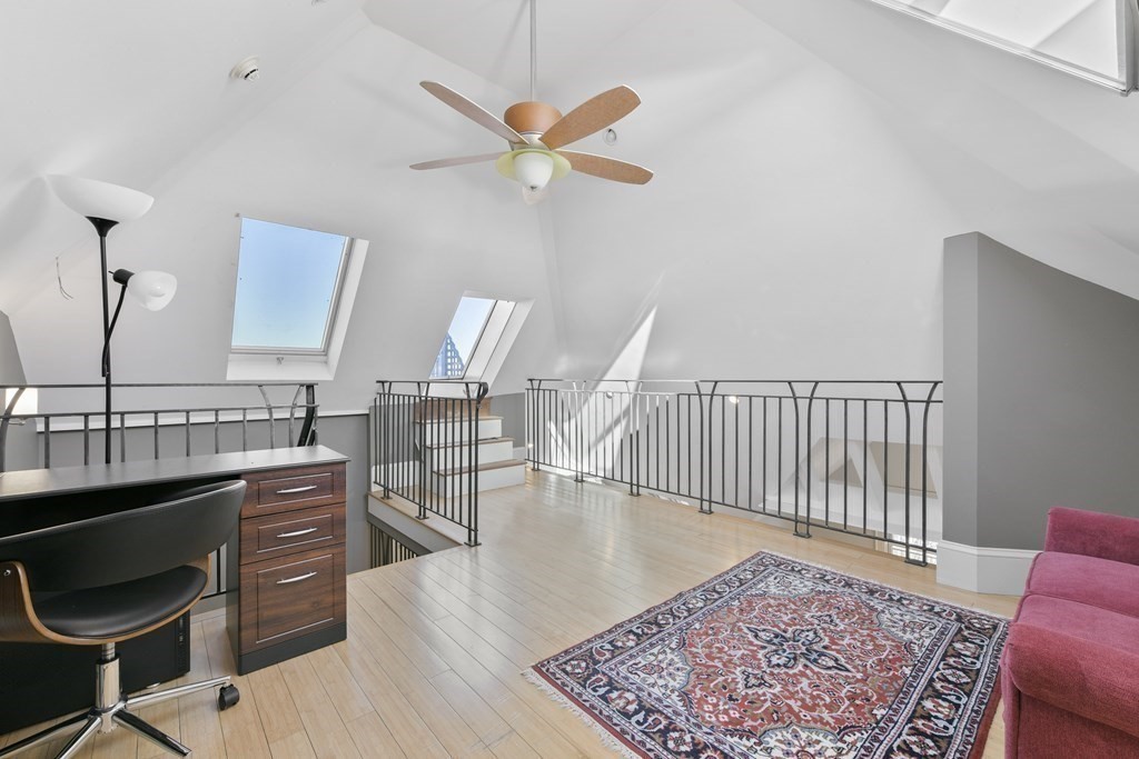 41 Cushing Ave # 4