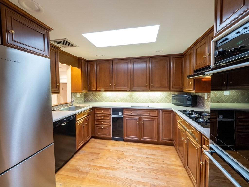 218 Commonwealth Avenue # 04