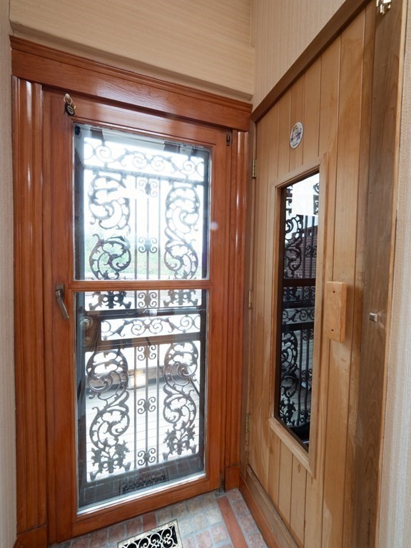 218 Commonwealth Avenue # 04