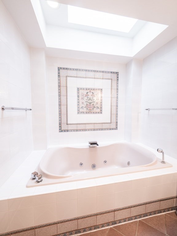 218 Commonwealth Avenue # 04