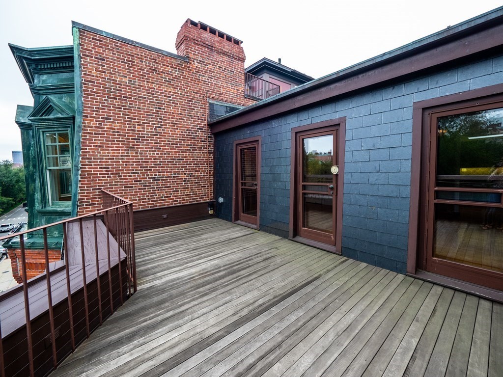 218 Commonwealth Avenue # 04