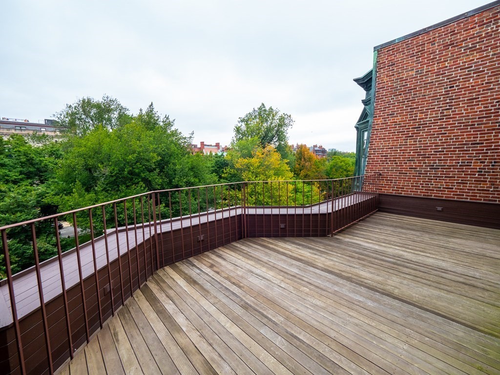 218 Commonwealth Avenue # 04