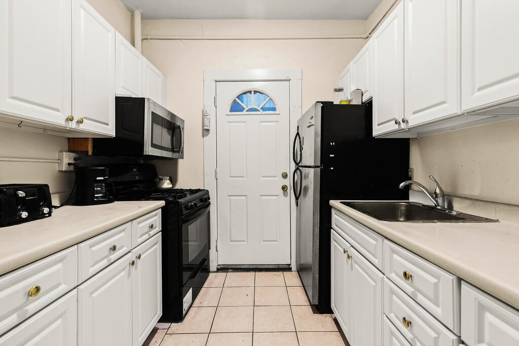 56 Charlesgate E # 135